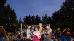 Orietta Berti torna con Cabaret feat. Rovazzi e Fuckyourclique