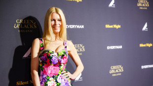 Claudia Schiffer, 'Valentino una leggenda, ho incorniciato il mio abito da sposa'