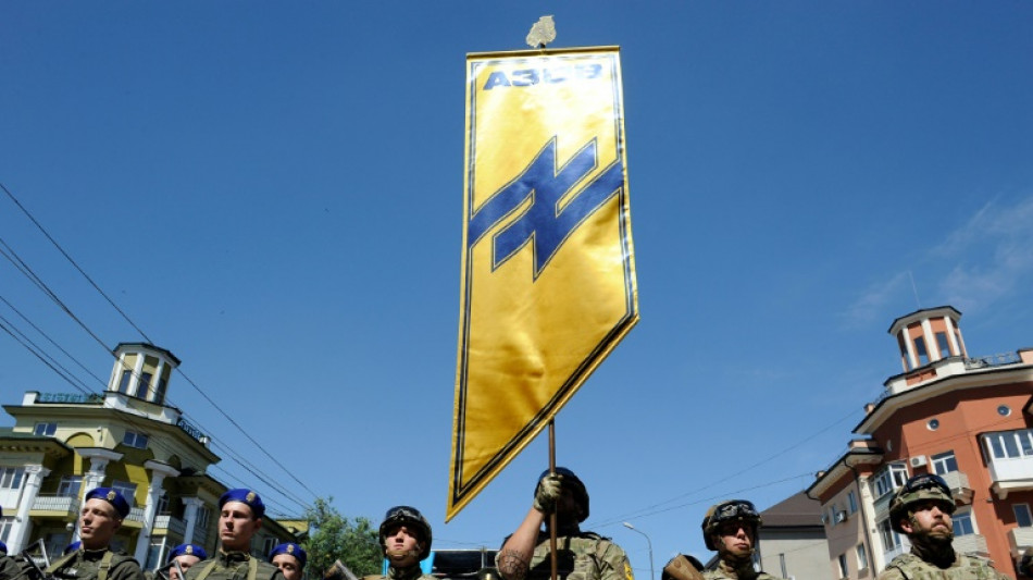 Le r&eacute;giment Azov, au coeur de la guerre de propagande russo-ukrainienne