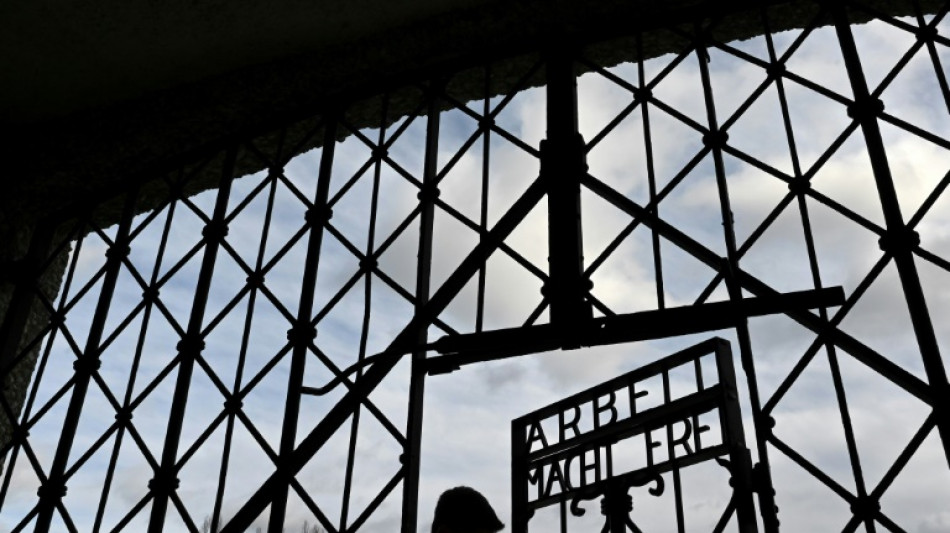 Duschkopfattrappe und T&uuml;rriegel aus KZ-Gedenkst&auml;tte Dachau gestohlen