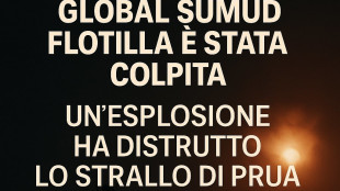 Flotilla sotto attacco, colpita una imbarcazione