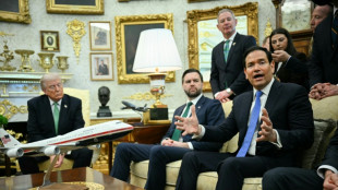 EEUU aumenta la presi&oacute;n sobre Cuba, que restablece la electricidad tras un apag&oacute;n