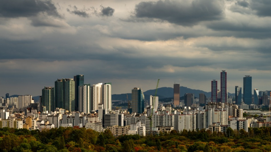 South Korea economy grows three times faster than expected in Q3