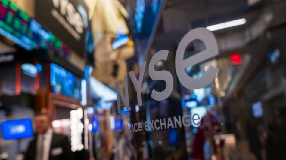 Wall Street ouvre en ordre dispers&eacute;, les r&eacute;sultats trimestriels au centre de l'attention 