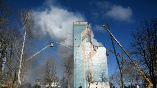 Selenskyj: Weiterhin 22 Vermisste nach russischen Angriffen auf Westukraine