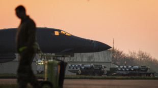 Allarme a base Raf, i 5 arrestati accusati formalmente di terrorismo