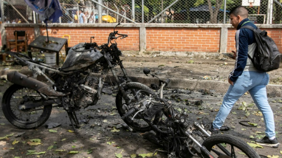 Siete muertos en múltiples ataques con disparos y explosivos de guerrilleros en Colombia