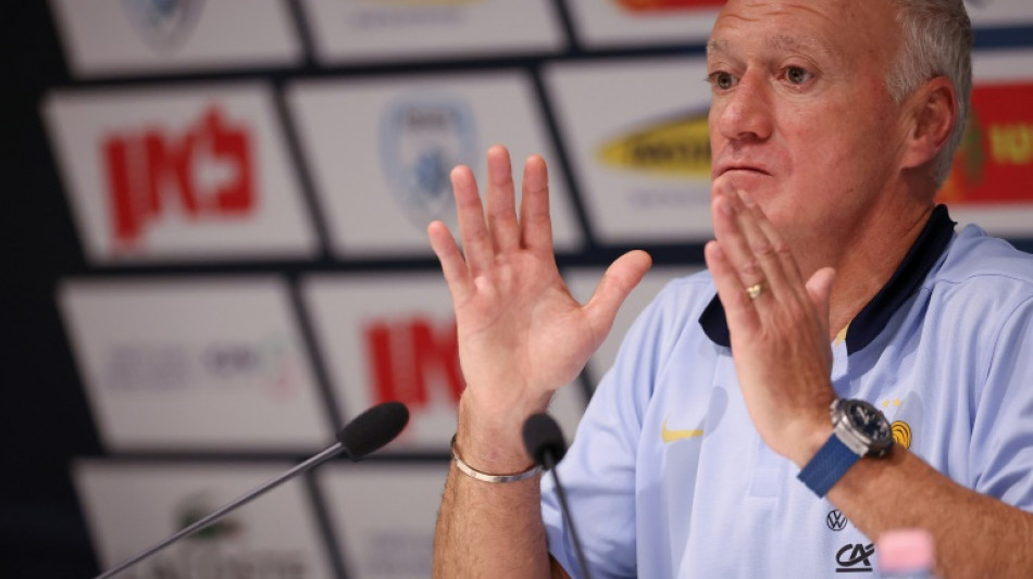 'Fui eu quem tomou a decis&atilde;o', diz Deschamps sobre aus&ecirc;ncia de Mbapp&eacute;