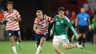 Teens on target again as USA down Mexico 3-0 