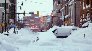 "Le blizzard du si&egrave;cle" n'est pas encore termin&eacute; aux Etats-Unis, qui comptent leurs morts