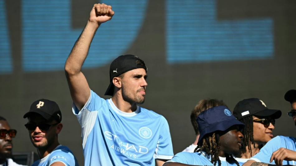 Man City reject Barcelona bid for Rodri - reports