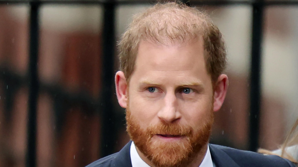 Il principe Harry contro Trump, 'i soldati Gb meritano rispetto'