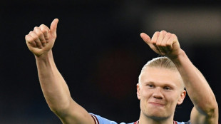 City host Allardyce's Leeds as Arsenal face Newcastle test