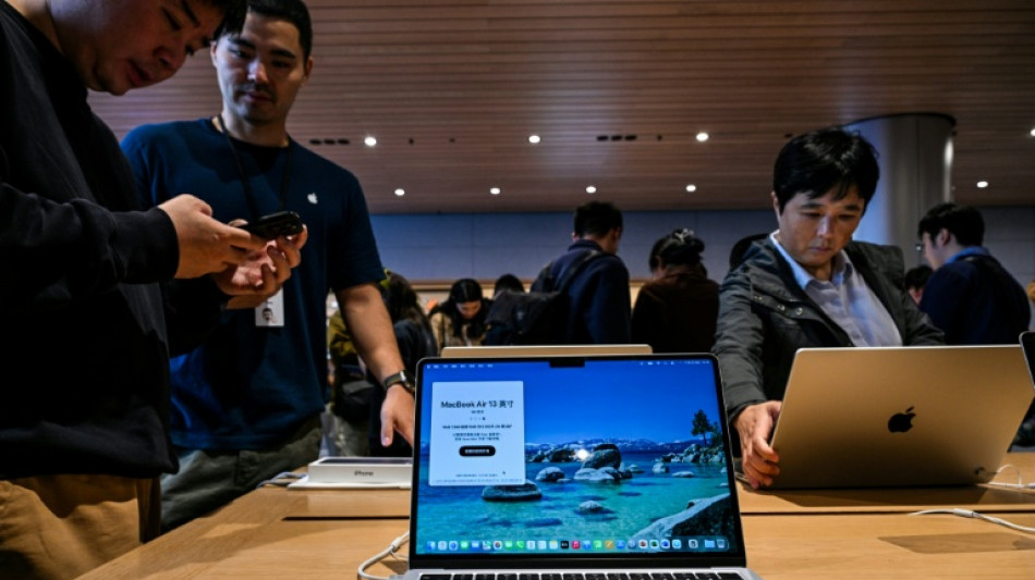 Apple sube los precios de sus productos por el aumento de los costos de los chips debido a la IA