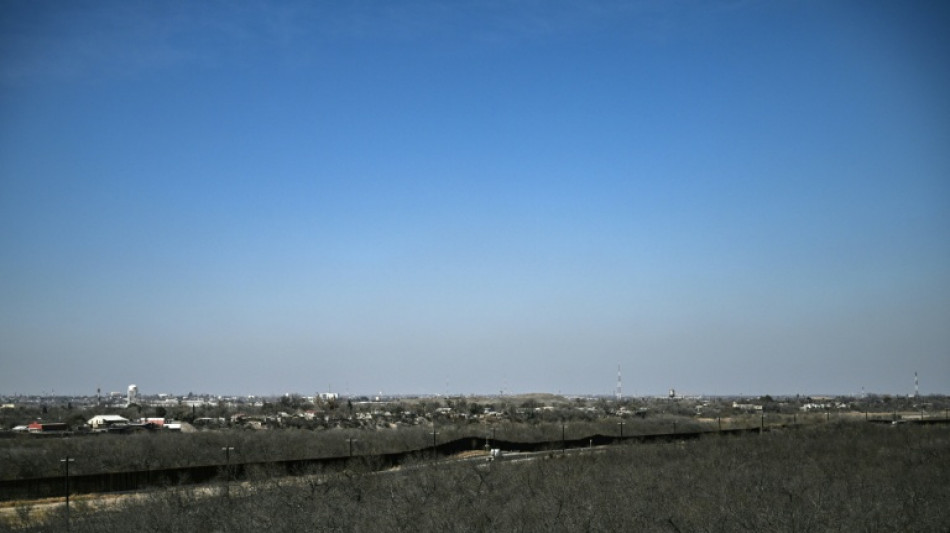 Un tribunal federal bloquea la orden de Trump que impide solicitar asilo a migrantes que ingresaron ilegalmente a EEUU