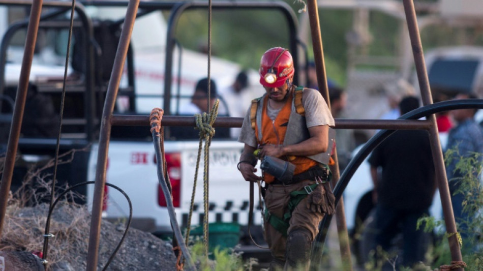 M&eacute;xico recurre a un dron acu&aacute;tico para rescatar diez mineros atrapados
