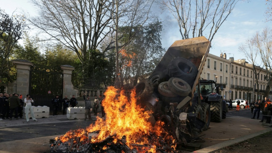 Agriculture: les d&eacute;parts en vacances menac&eacute;s par les col&egrave;res paysannes