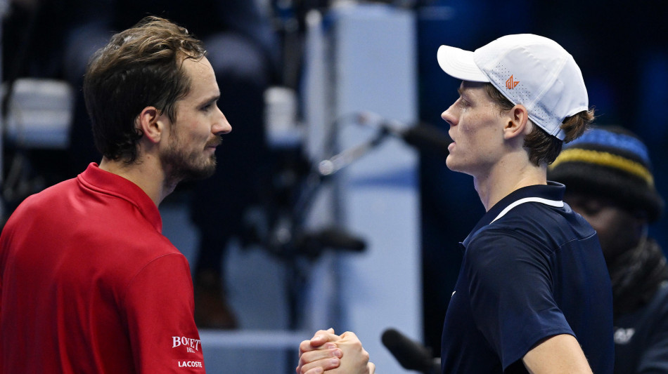 Atp Finals: Medvedev 'Sinner vincer&agrave; ancora per tanti anni'