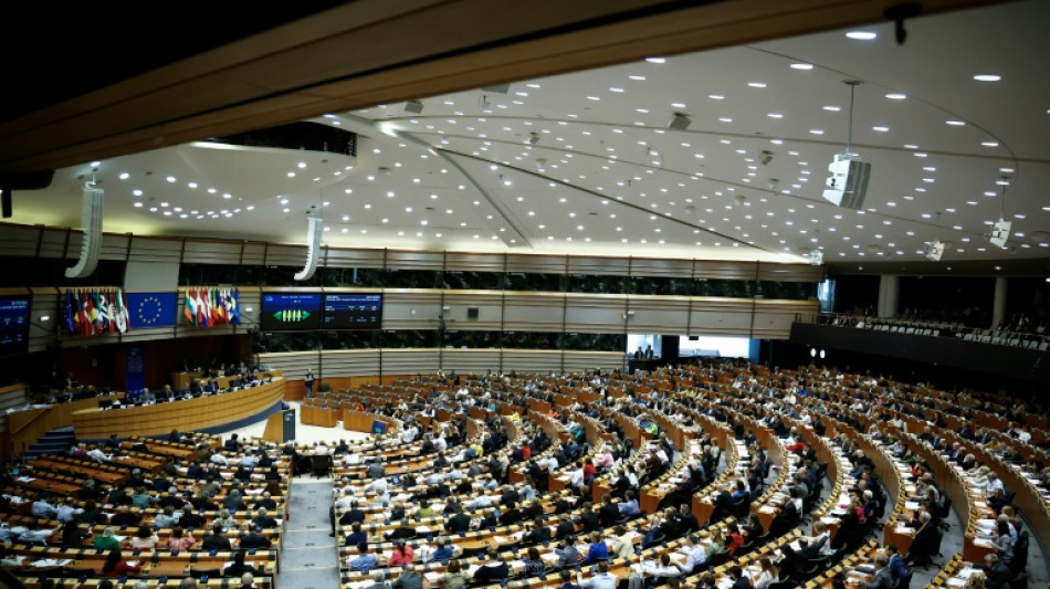 Bruxelles valide le budget du gouvernement fran&ccedil;ais en pleine crise
