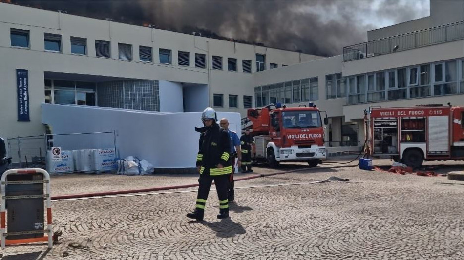 Ritrovato l'operaio disperso nell'incendio all'università