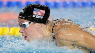 Walsh breaks her own 50 free world short course record