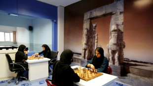 Una ajedrecista iran&iacute; compite sin hiyab e Ir&aacute;n dice que no representa al pa&iacute;s