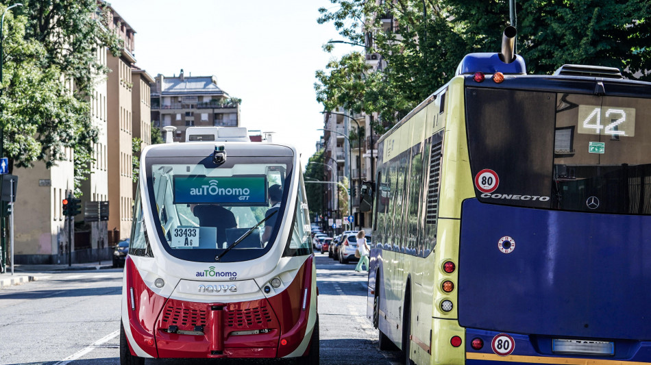 In Italia burocrazia e poche risorse frenano la guida autonoma