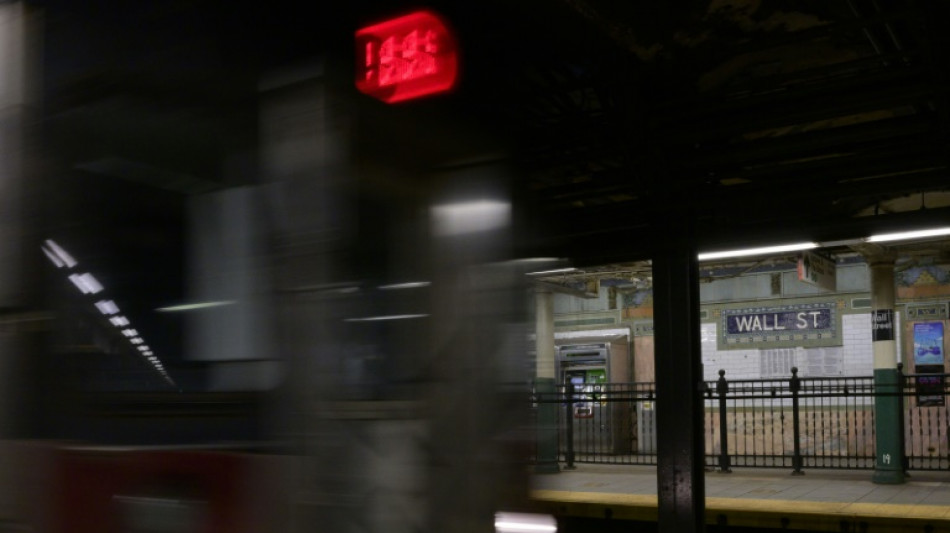 Wall Street finit en ordre dispers&eacute;, la baisse des taux profite au secteur technologique