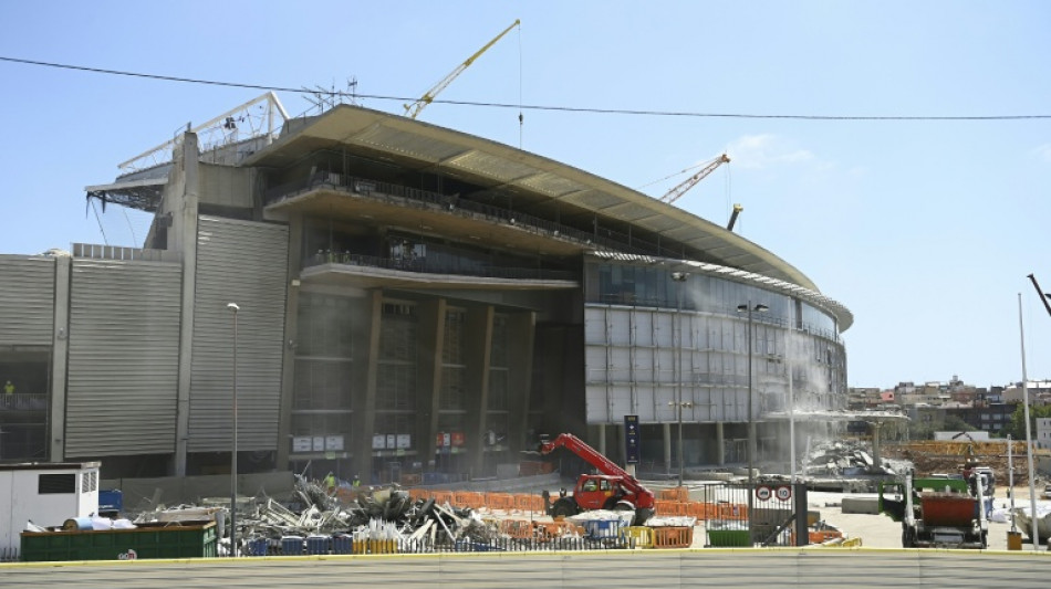 Barcelona push back Camp Nou return to mid-February