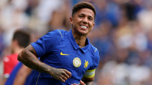 Man City set to sign Fernandez for record fee, Ndiaye on deadline day