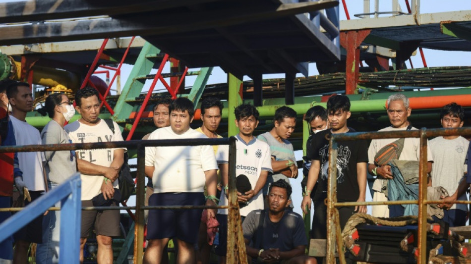Indonesia reanuda la b&uacute;squeda de los desaparecidos tras el naufragio de un ferri