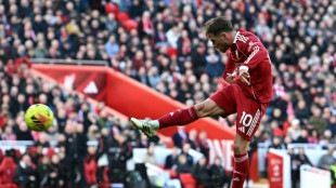 Liverpool hit five past West Ham, Haaland-less City face Leeds test